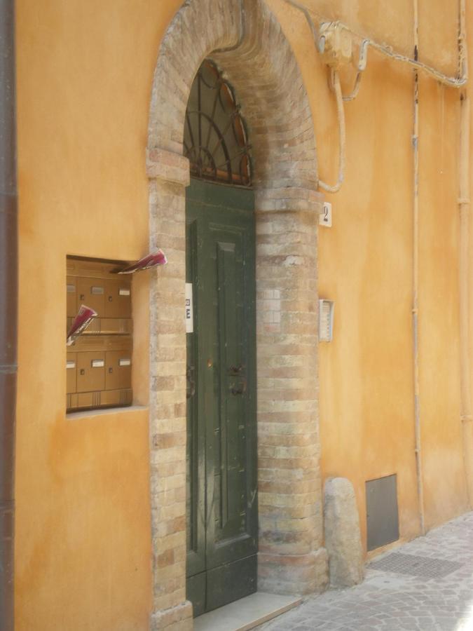 Il Vicoletto Di Bibi - B&B Staffolo 外观 照片