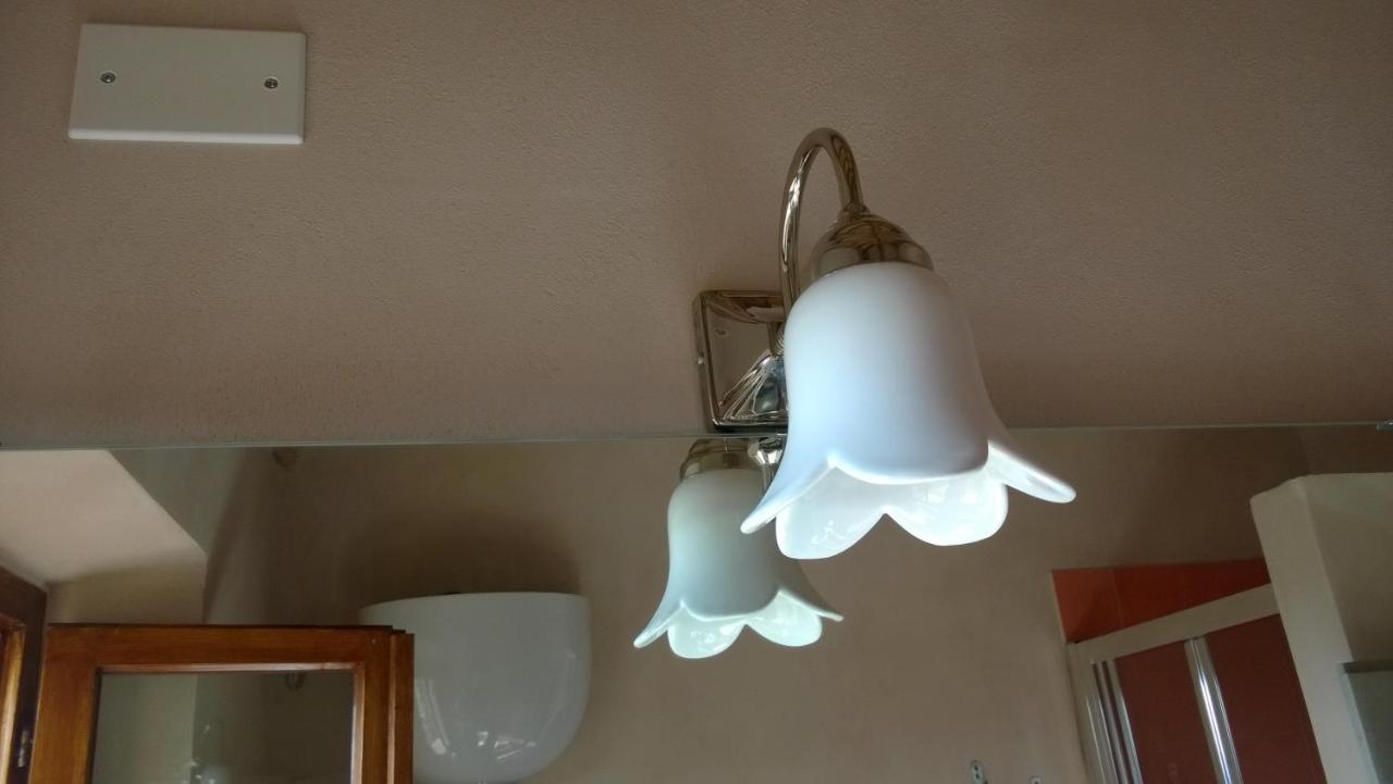 Il Vicoletto Di Bibi - B&B Staffolo 外观 照片